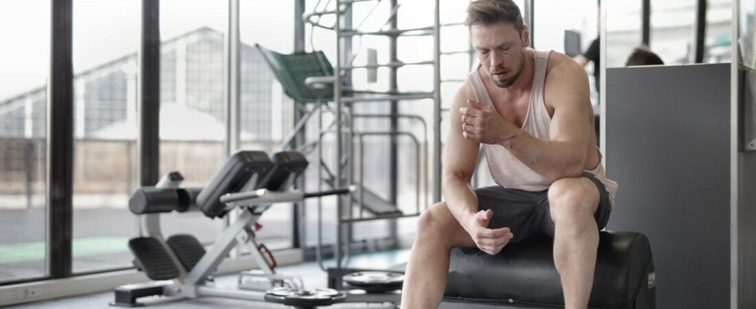 Dor Muscular Após o Treino: Por Que Acontece e o Que Realmente Ajuda